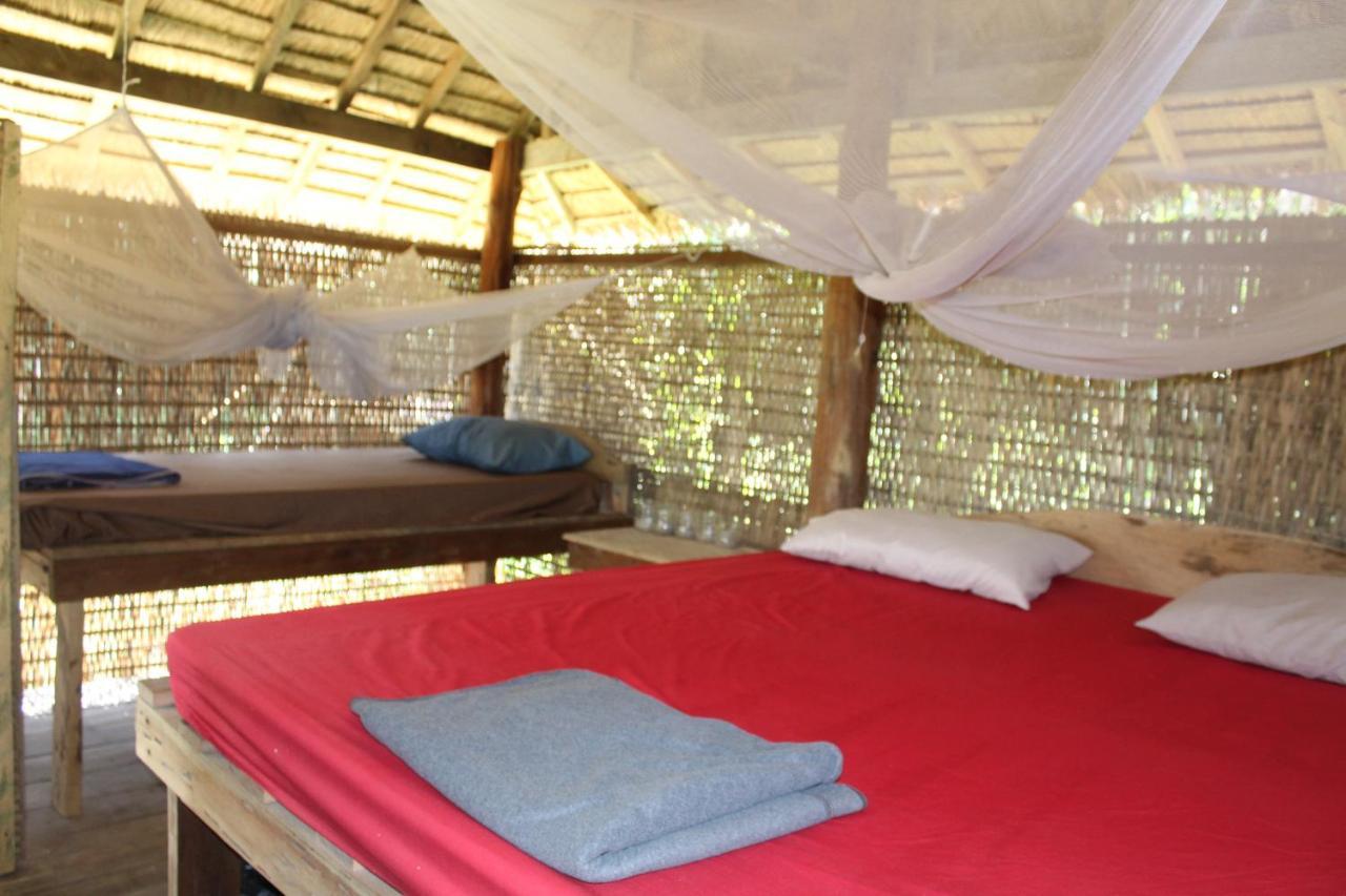 The Last Point Hostel Koh Ta Kiev Exterior photo