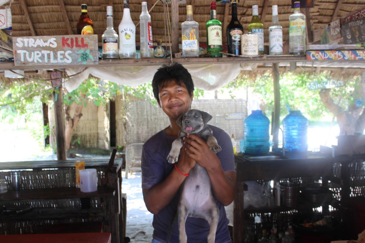 The Last Point Hostel Koh Ta Kiev Exterior photo