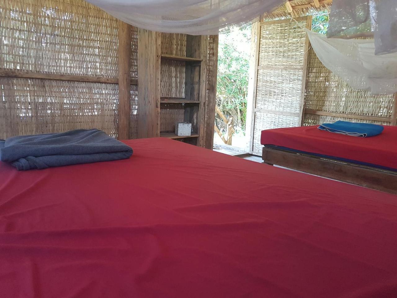 The Last Point Hostel Koh Ta Kiev Exterior photo