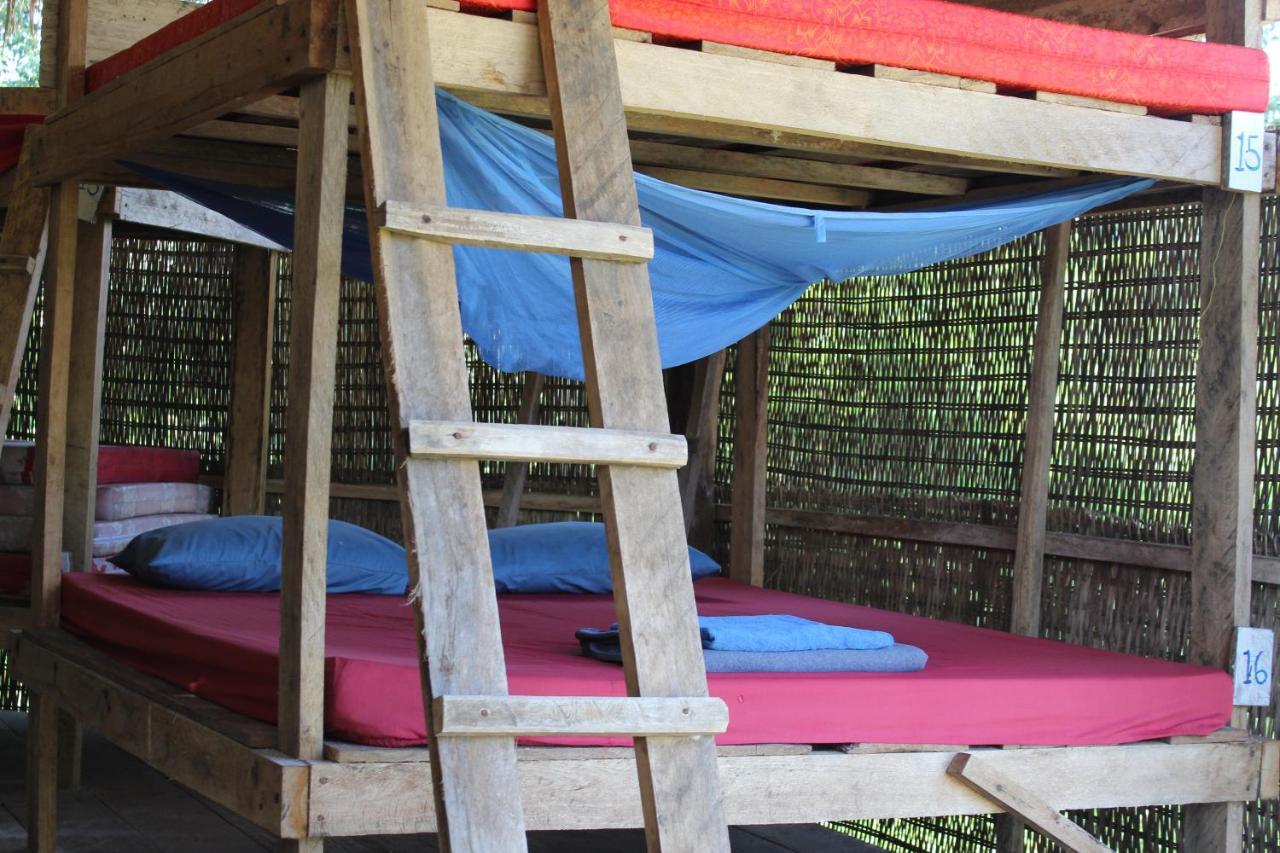 The Last Point Hostel Koh Ta Kiev Exterior photo